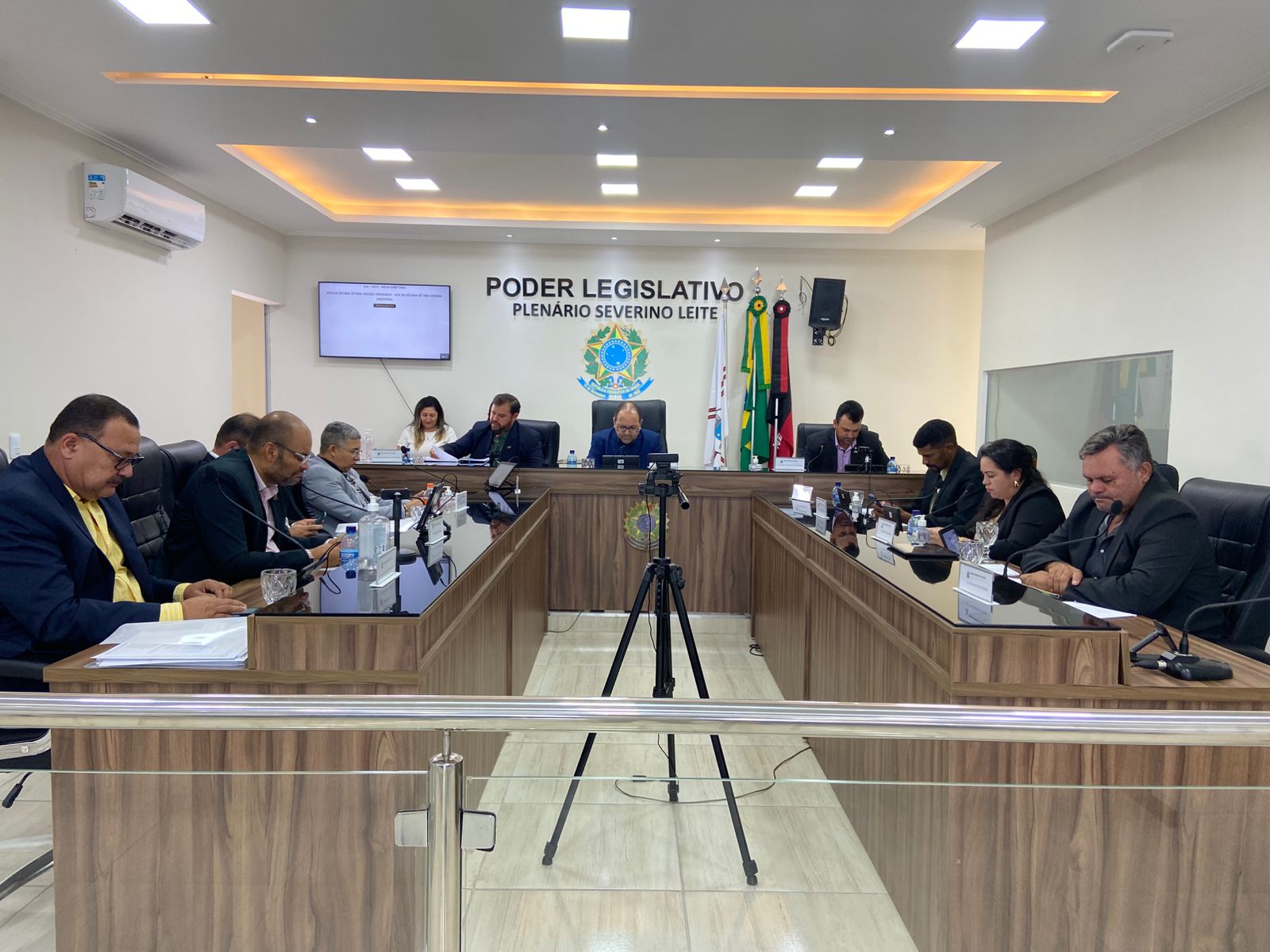 Câmara de Sumé realiza 18ª Sessão Ordinária e se prepara para nova audiência pública da LDO 2026