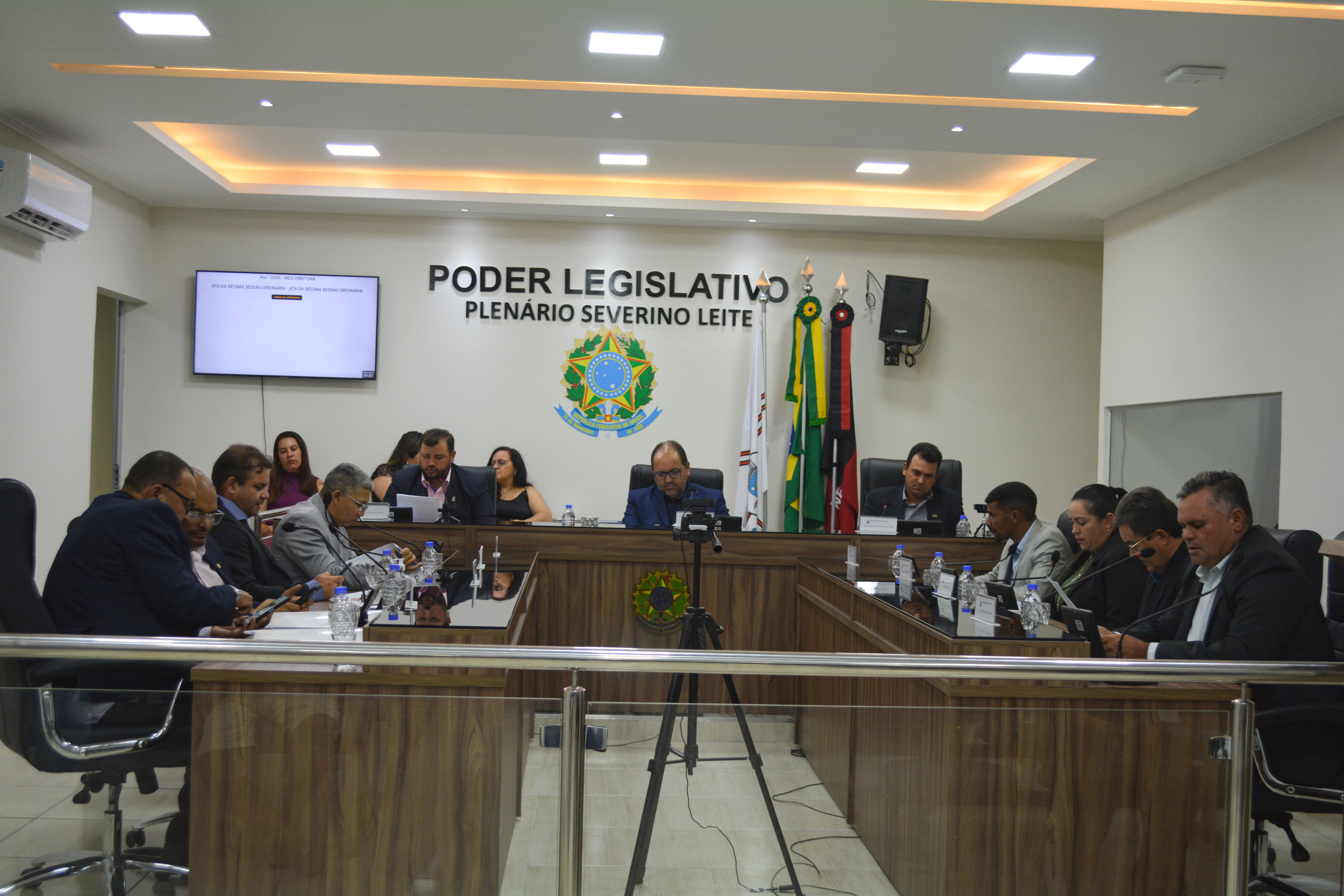 Câmara Municipal de Sumé realiza 11ª Sessão Ordinária de 2025 com destaque para ações em cultura, infraestrutura e homenagens