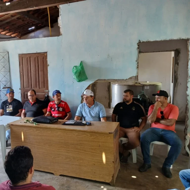 Vereadores de Sumé participam de reunião de Associação ao lado do prefeito Manezinho Lourenço