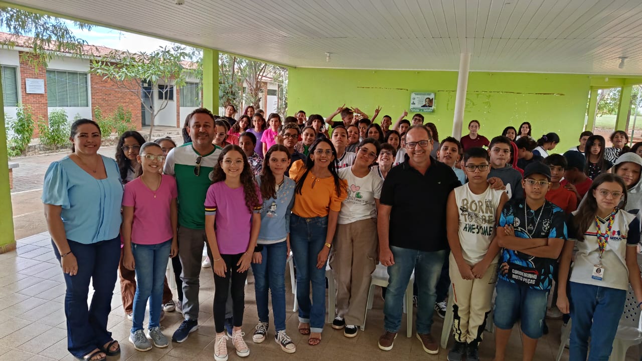Vereadores Jeffeson Menezes e Jane Isa participam de palestra sobre cidadania na Escola Agrícola em Sumé